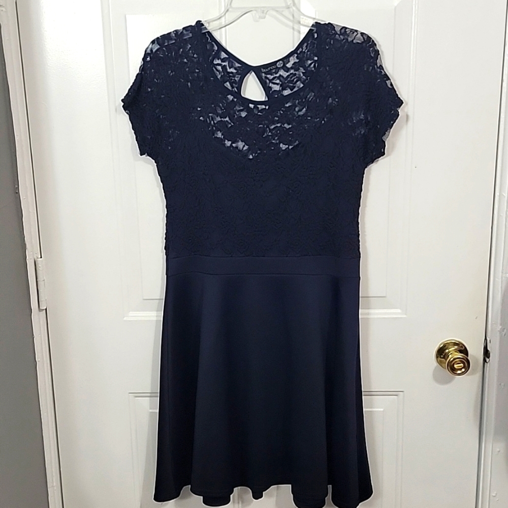 Classy Lace Top Dress - Size 16